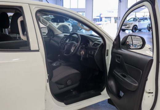 2018 MITSUBISHI TRITON GLX ADAS 4X4