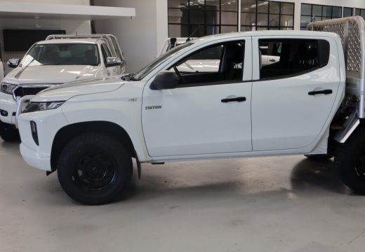 2018 MITSUBISHI TRITON GLX ADAS 4X4