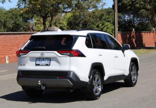 2020 Toyota RAV4 GXL MXAA52R