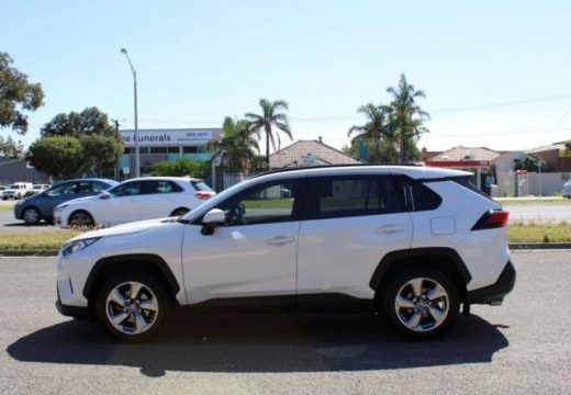 2020 Toyota RAV4 GXL MXAA52R