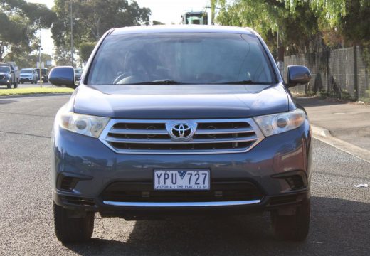 2011 Toyota Kluger KX-R 4X4