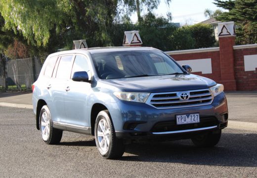 2011 Toyota Kluger KX-R 4X4