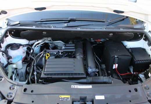 2018 Volkswagen Caddy TSI220