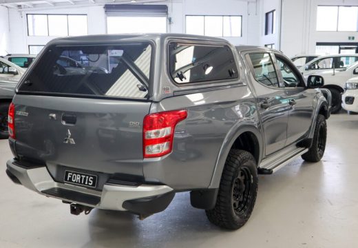 2017 MITSUBISHI TRITON GLX PLUS 4X4