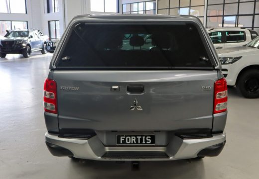 2017 MITSUBISHI TRITON GLX PLUS 4X4