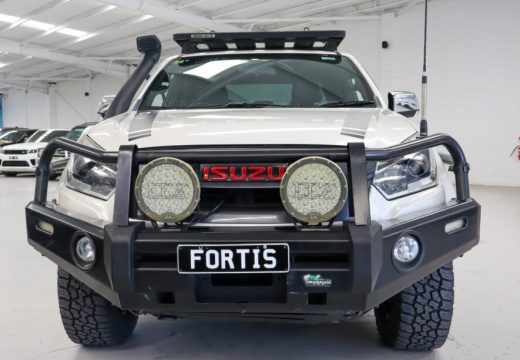 2019 ISUZU D-MAX LS-T 4X4