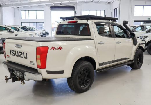 2019 ISUZU D-MAX LS-T 4X4