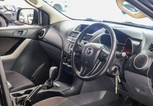 2017 MAZDA BT-50 XT HI-RIDER 4X2