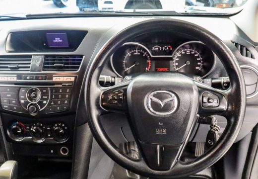 2017 MAZDA BT-50 XT HI-RIDER 4X2