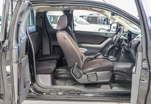 2017 MAZDA BT-50 XT HI-RIDER 4X2