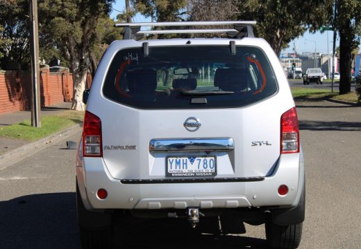 2011 Nissan Pathfinder ST-L R51 Series 4