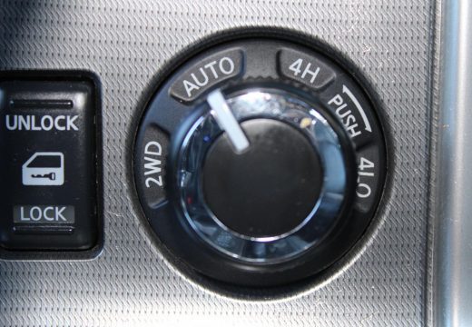 2011 Nissan Pathfinder ST-L R51 Series 4