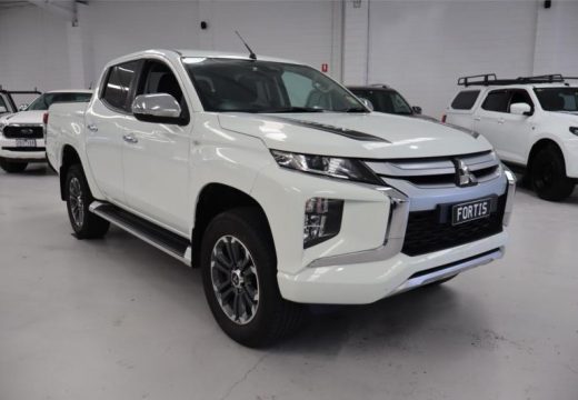 2021 Mitsubishi Triton GLX-R MR 4X4
