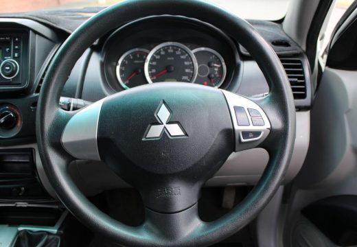 2013 Mitsubishi Triton GLX MN