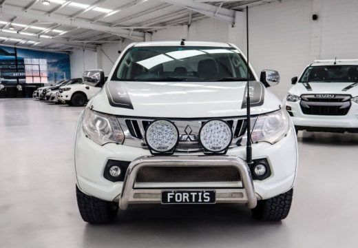 2015 MITSUBISHI TRITON GLS 4X4