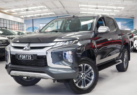 2020 Mitsubishi Triton GLS MR 4X4
