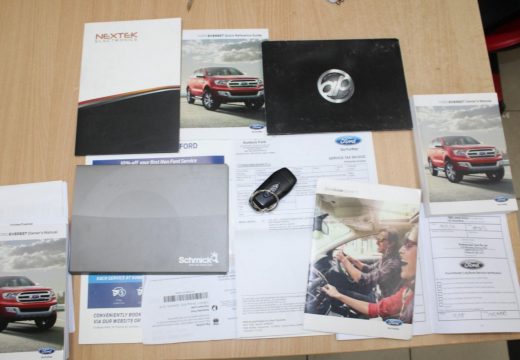 2015 Ford Everest Trend UA