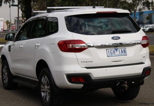 2015 Ford Everest Trend UA