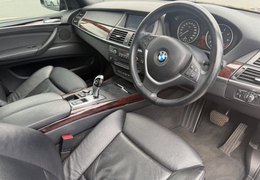 2010 BMW X5 xDrive50i Sport E70