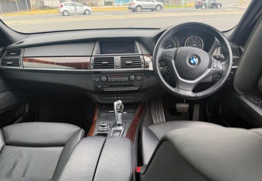 2010 BMW X5 xDrive50i Sport E70