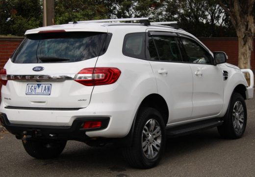 2015 Ford Everest Trend UA