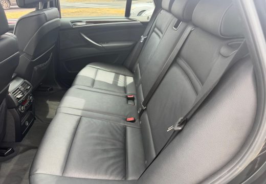 2010 BMW X5 xDrive50i Sport E70
