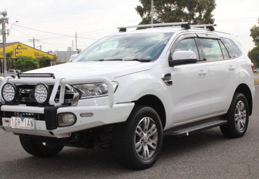 2015 Ford Everest Trend UA