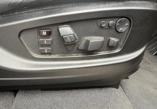 2010 BMW X5 xDrive50i Sport E70