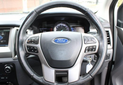 2015 Ford Everest Trend UA