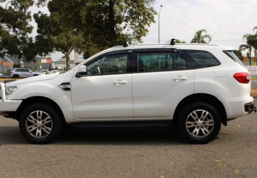 2015 Ford Everest Trend UA