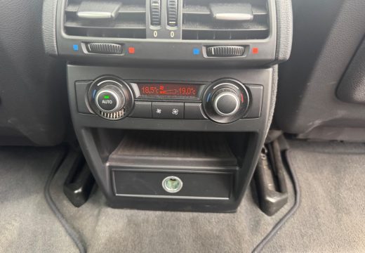 2010 BMW X5 xDrive50i Sport E70