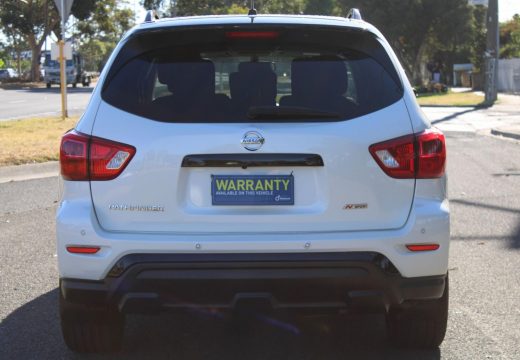 2018 Nissan Pathfinder ST-L N-Sport R52
