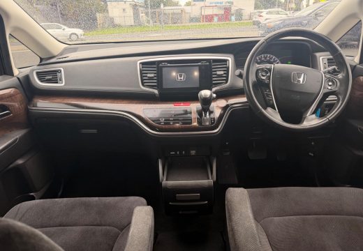 2014 Honda Odyssey VTi RC