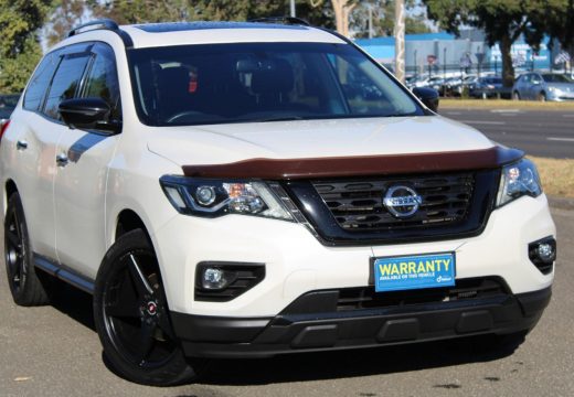 2018 Nissan Pathfinder ST-L N-Sport R52
