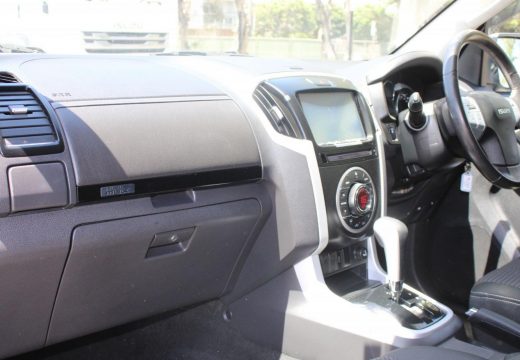 2018 Isuzu MU-X LS-U UC