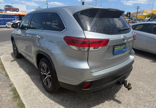 2017 Toyota Kluger GX