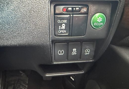 2014 Honda Odyssey VTi RC