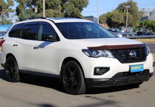 2018 Nissan Pathfinder ST-L N-Sport R52