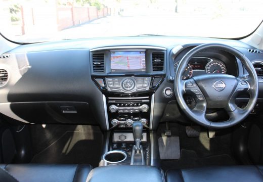2018 Nissan Pathfinder ST-L N-Sport R52