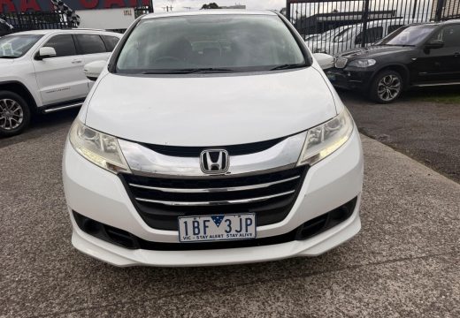 2014 Honda Odyssey VTi RC
