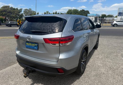 2017 Toyota Kluger GX