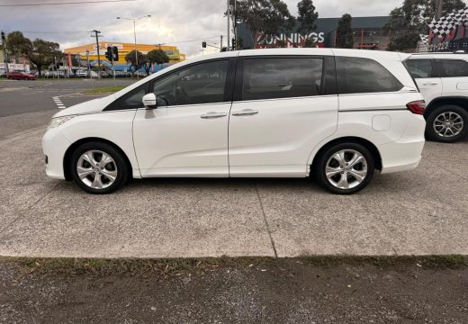 2014 Honda Odyssey VTi RC