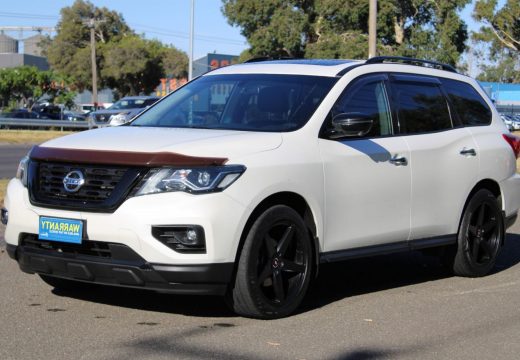 2018 Nissan Pathfinder ST-L N-Sport R52