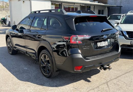 2021 Subaru Outback B7