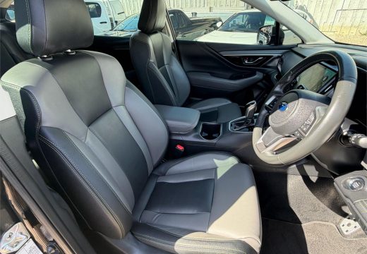 2021 Subaru Outback B7