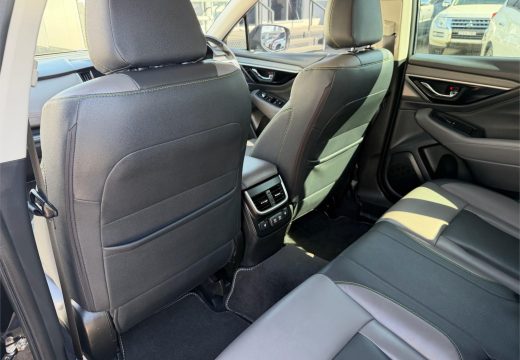 2021 Subaru Outback B7