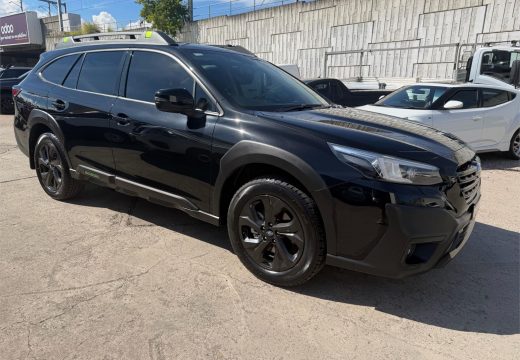 2021 Subaru Outback B7