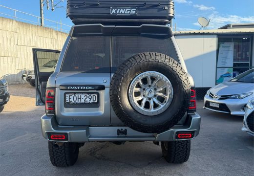 2002 Nissan Patrol GU III ST