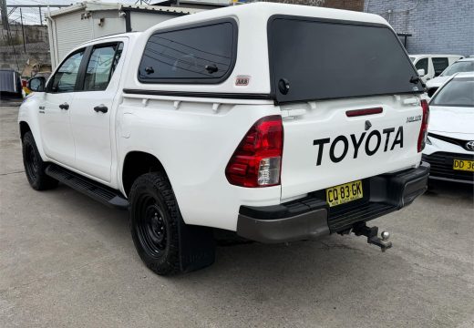 2018 Toyota Hilux SR 4X4