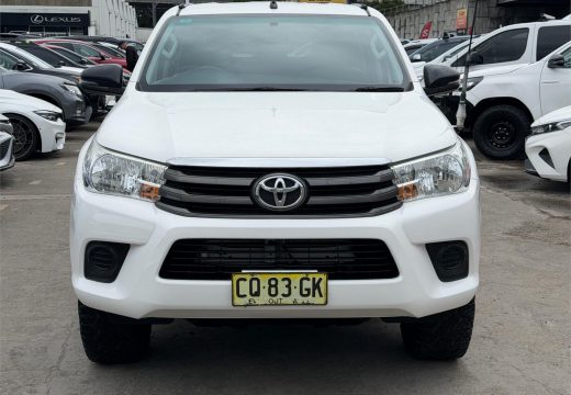2018 Toyota Hilux SR 4X4